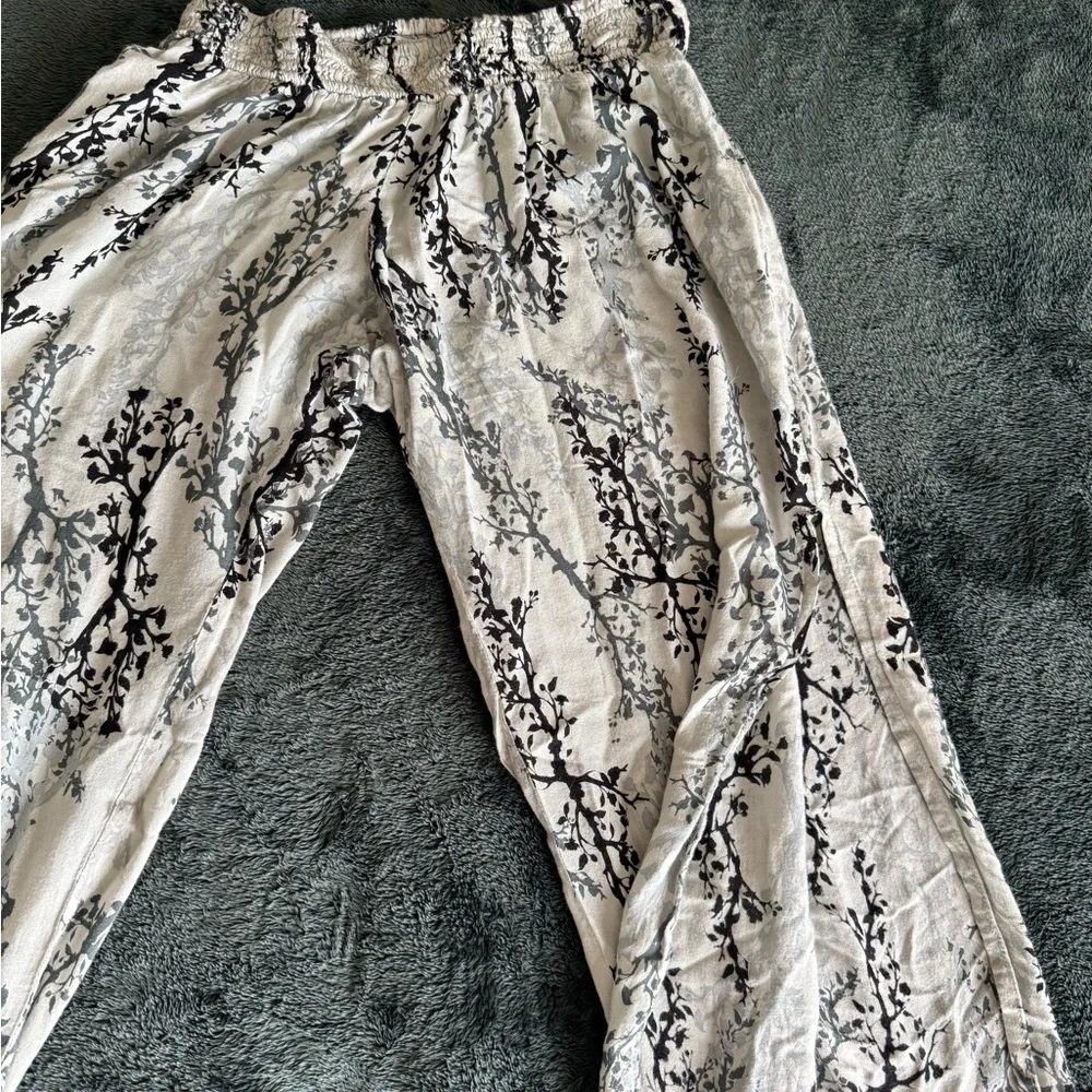 Khush Slit Leg Pants - Picture 3 of 3